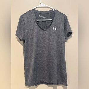 Under Armour Size MEDIUM heatgear dark grey, perfect condition